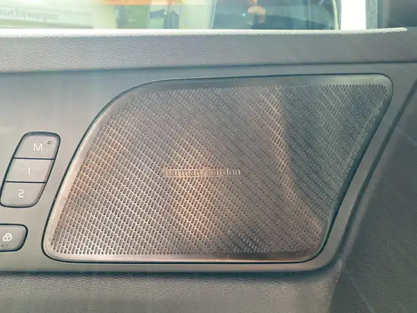 VOLVO V60 (18/22)