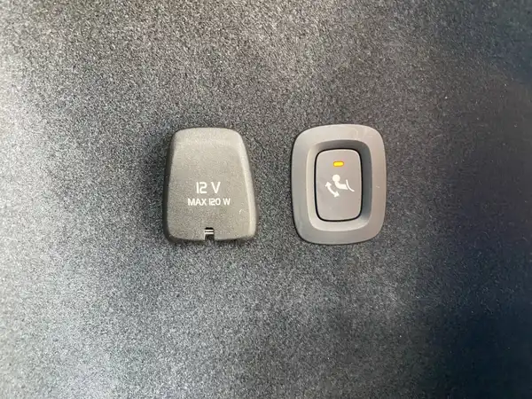 VOLVO V60 (21/22)