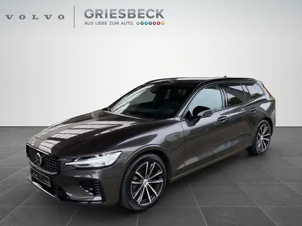 VOLVO V60 (1/23)