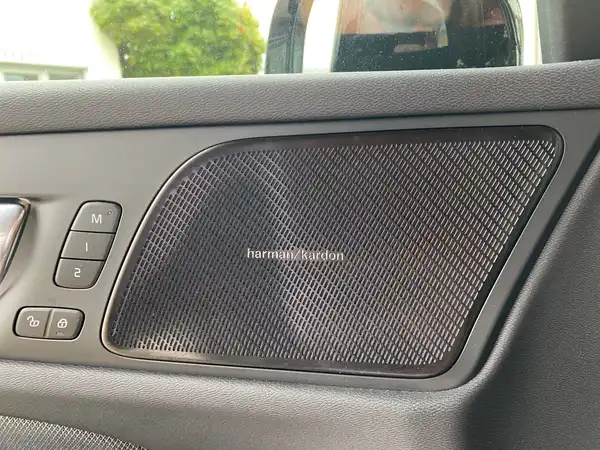 VOLVO V60 (18/23)