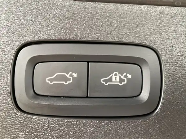 VOLVO V60 (23/23)