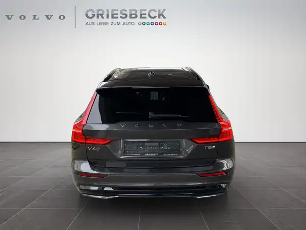 VOLVO V60 (4/23)