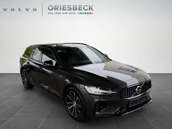 VOLVO V60 (6/23)