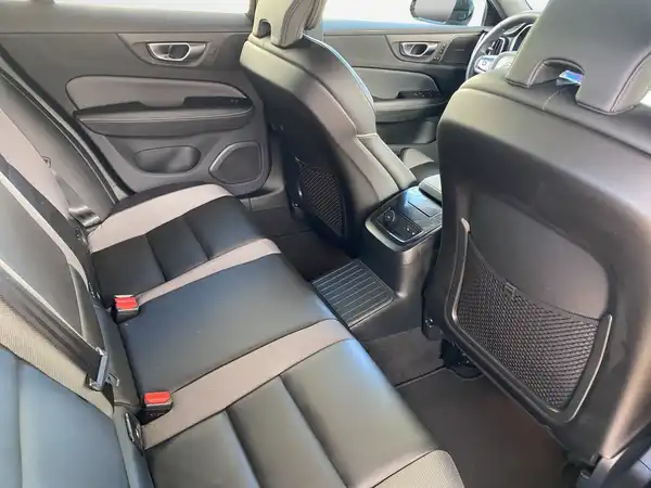 VOLVO V60 (13/21)