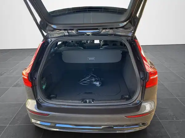 VOLVO V60 (14/21)