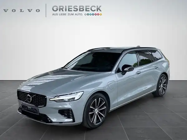 VOLVO V60 (1/22)