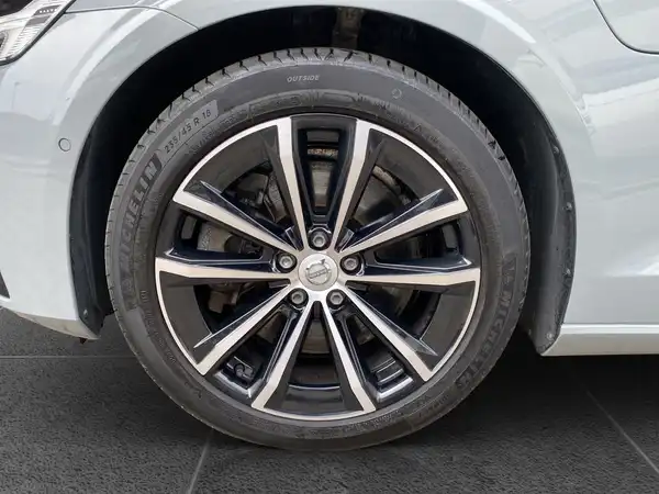 VOLVO V60 (15/22)