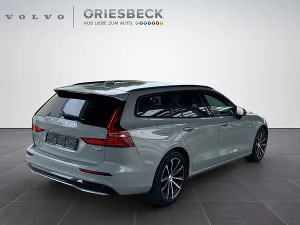 VOLVO V60 (5/22)