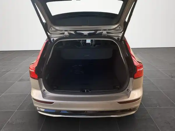 VOLVO V60 (14/21)
