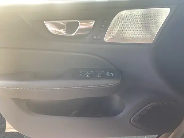 VOLVO V60 (17/21)