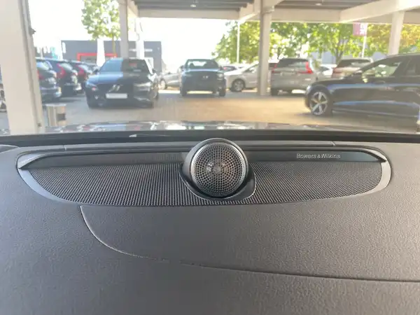 VOLVO V60 (18/21)