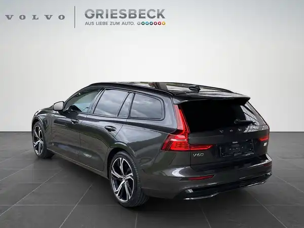 VOLVO V60 (3/22)