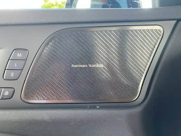 VOLVO V60 (18/21)