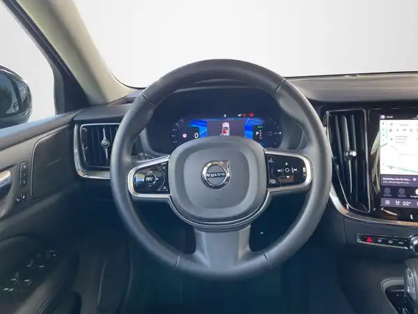 VOLVO V60 (10/21)