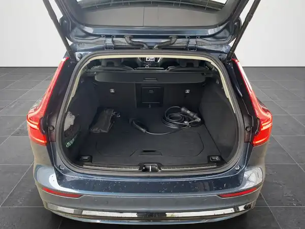 VOLVO V60 (14/23)