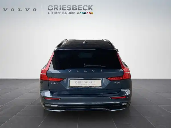VOLVO V60 (4/23)
