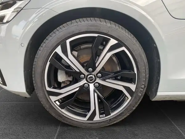 VOLVO V60 (15/21)