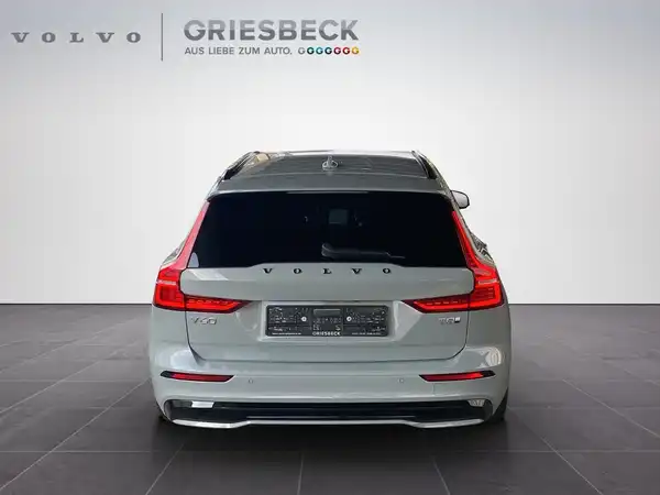 VOLVO V60 (4/21)