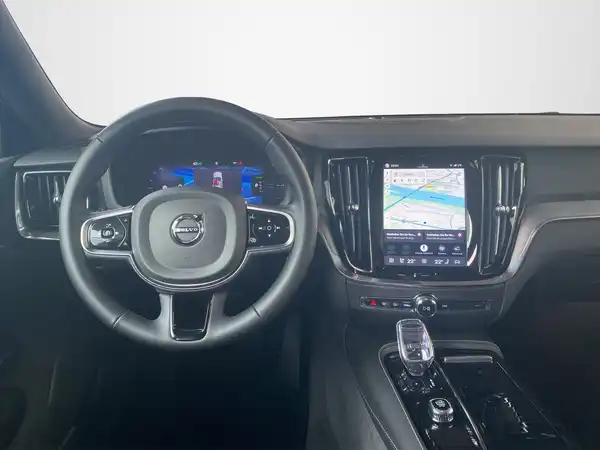 VOLVO V60 (8/21)