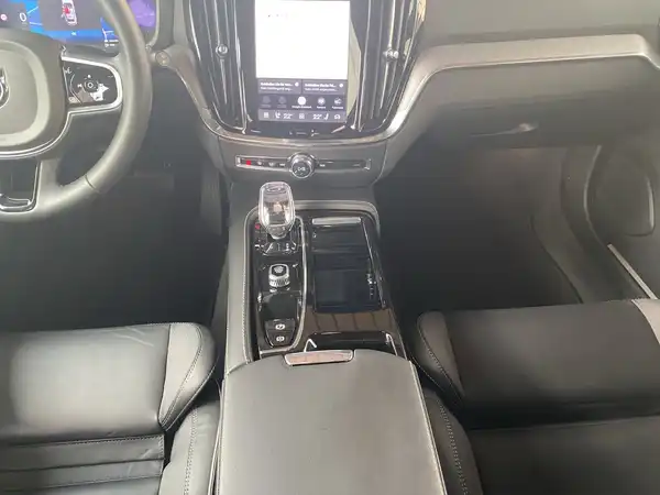 VOLVO V60 (9/21)