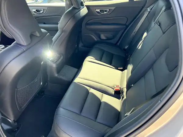 VOLVO V60 (11/26)