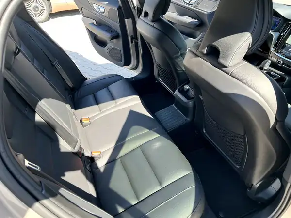VOLVO V60 (14/26)