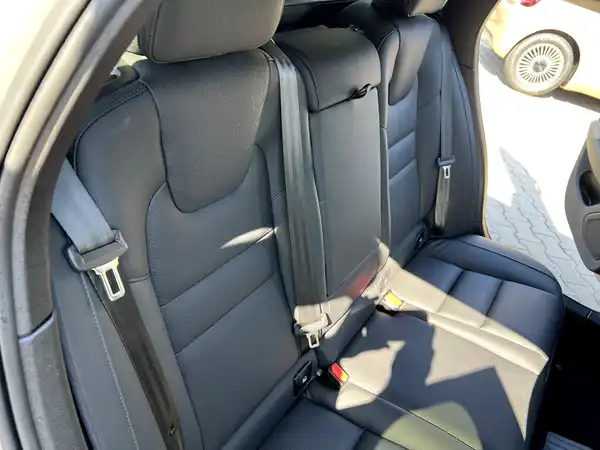 VOLVO V60 (15/26)