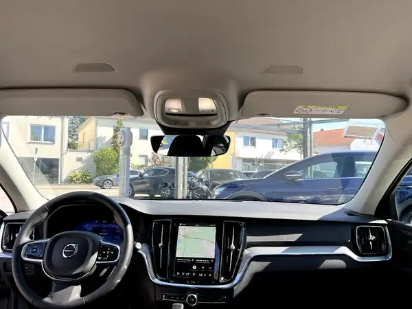 VOLVO V60 (18/26)
