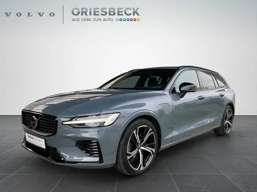 VOLVO V60 (1/23)