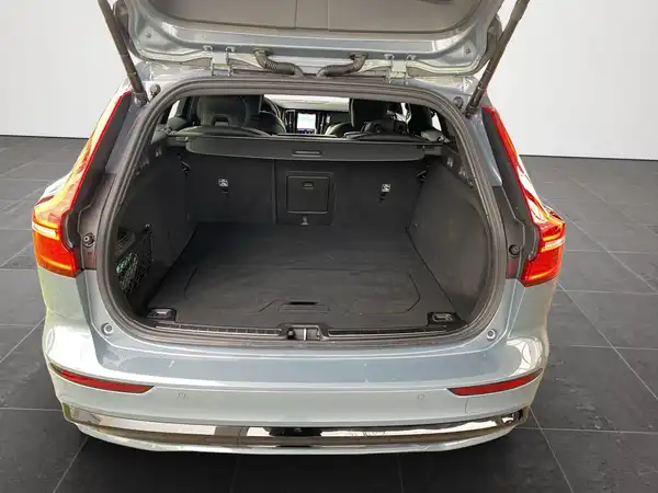 VOLVO V60 (14/23)