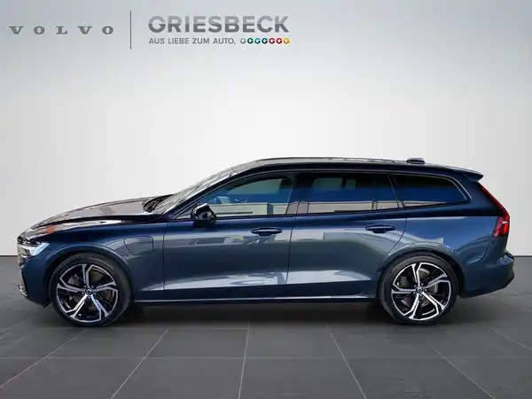 VOLVO V60 (2/23)