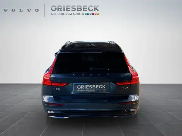VOLVO V60 (4/23)