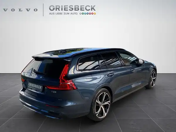 VOLVO V60 (5/23)