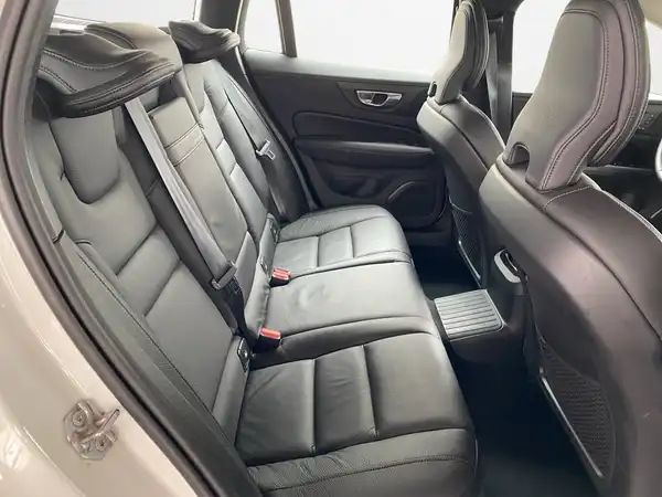 VOLVO V60 (13/20)