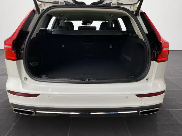 VOLVO V60 (14/20)