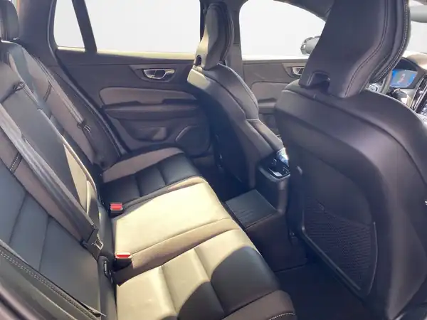 VOLVO V60 (13/22)