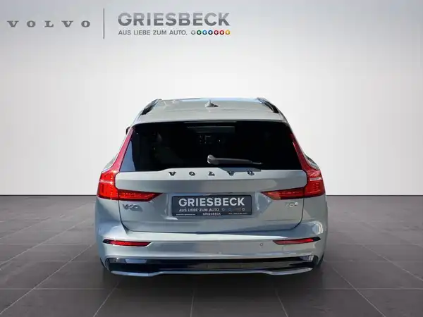 VOLVO V60 (4/22)