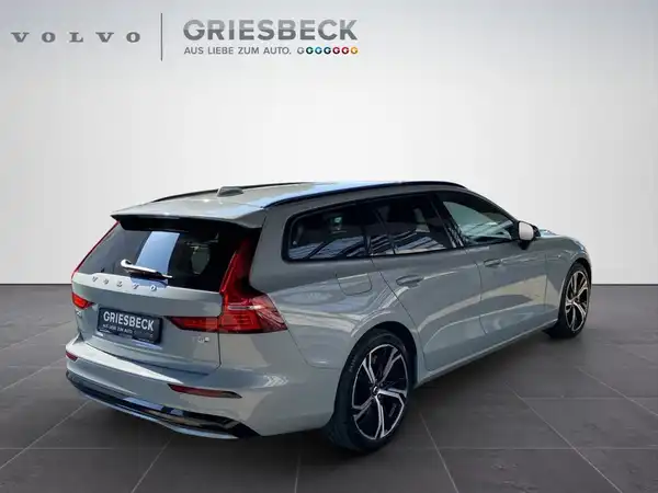 VOLVO V60 (5/22)