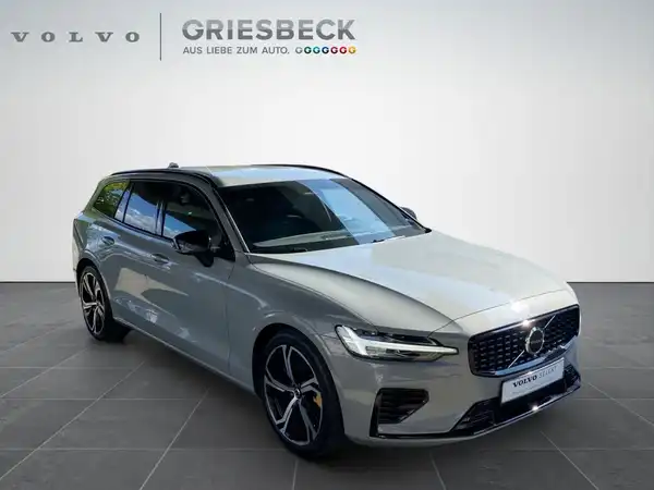 VOLVO V60 (6/22)