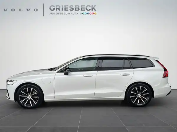 VOLVO V60 (2/22)