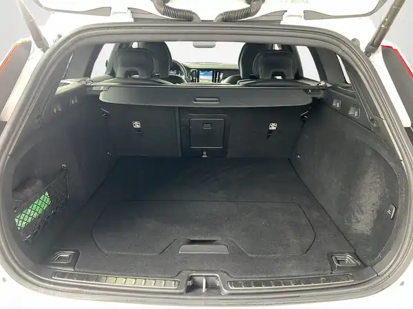 VOLVO V60 (14/22)