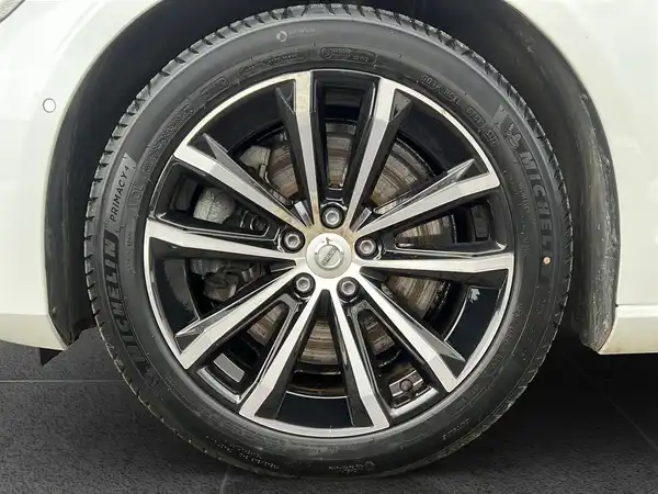 VOLVO V60 (15/22)