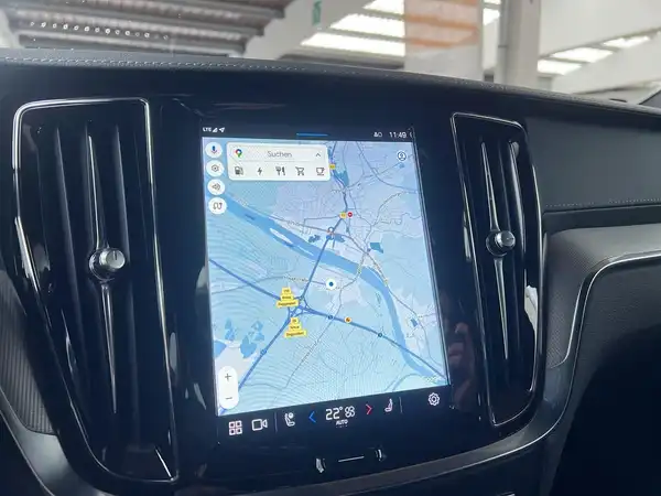 VOLVO V60 (17/22)