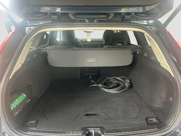 VOLVO V60 (11/17)