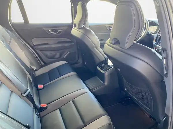 VOLVO V60 (13/21)