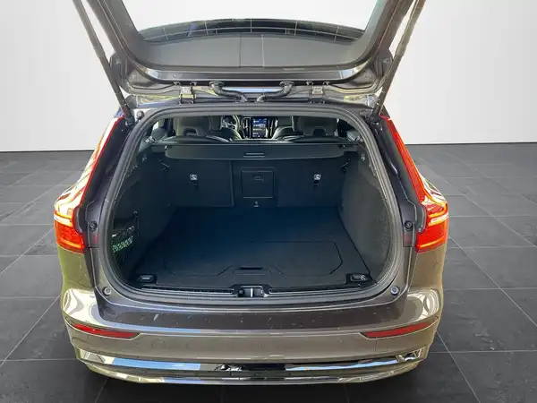VOLVO V60 (14/21)