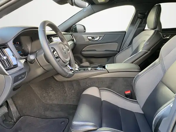 VOLVO V60 (7/21)