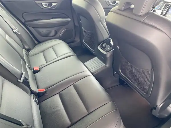 VOLVO V60 (13/21)