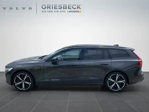 VOLVO V60 (2/23)