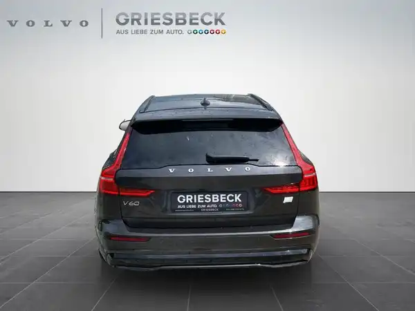 VOLVO V60 (4/23)